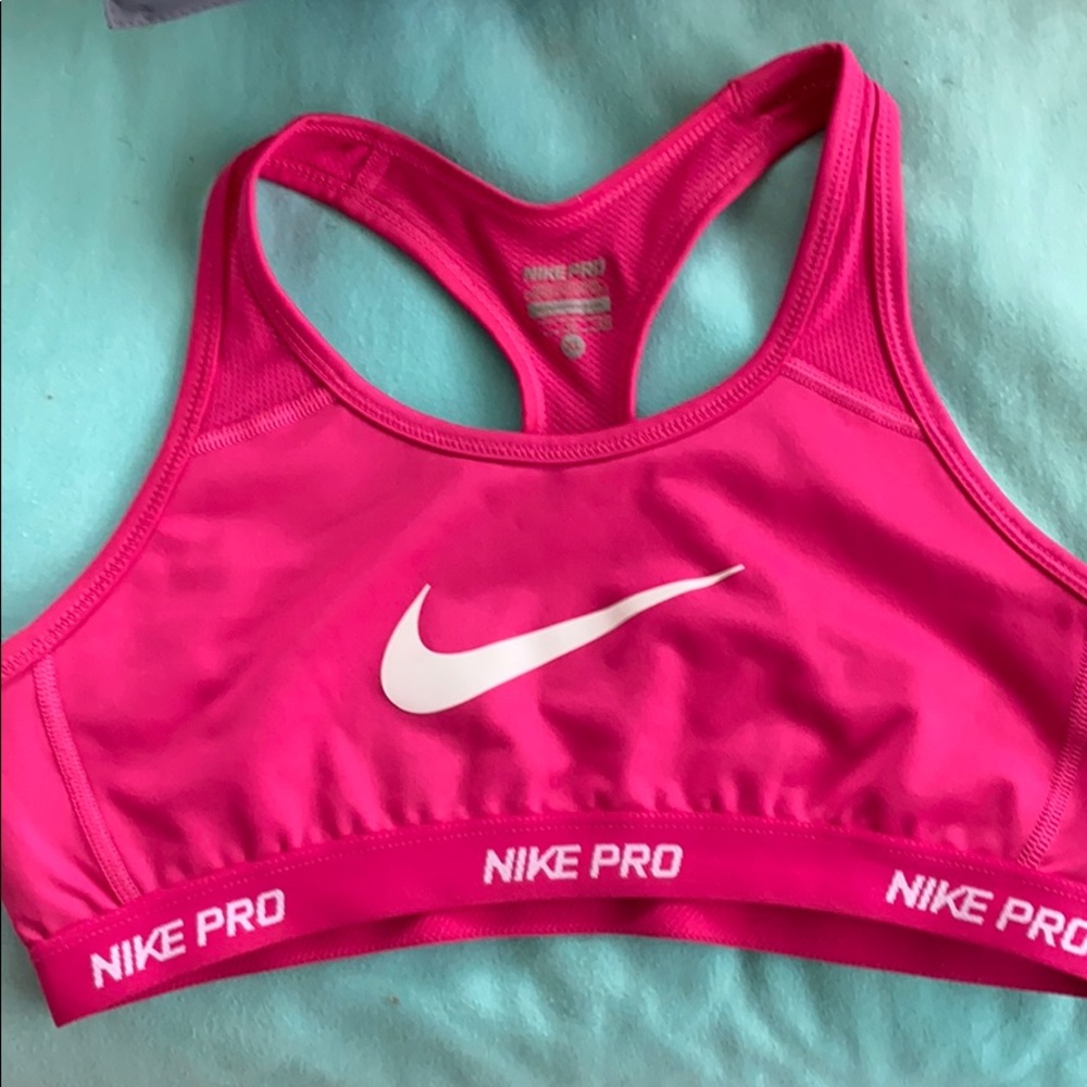 Nike Pro sports bra